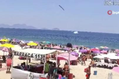 Brezilya'da feci kaza: Reklam şirketine ait uçak denize düştü