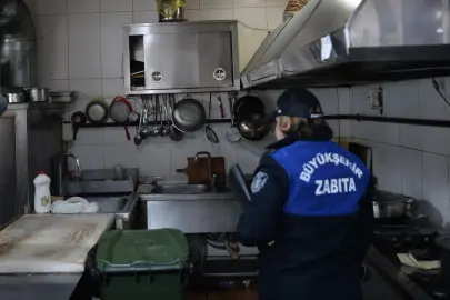 Bursa Büyükşehir Zabıtası'ndan Harmancık'ta sıkı denetim