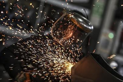 Çalışan sayısını koruyan işletmelere kişi başı 3 bin 500 lira destek