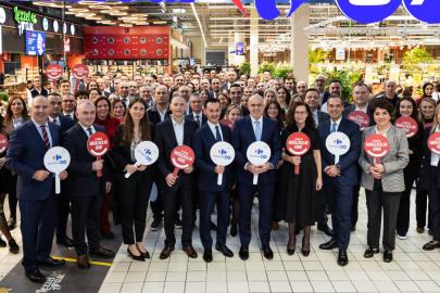 CarrefourSA, 12 Aralık Mağazacılar Günü’nü 15 bin çalışanı ile kutladı
