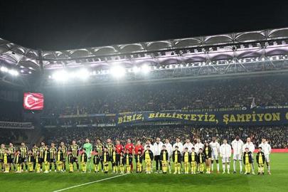 Cerny perdeyi açtı! Beşiktaş öne geçti