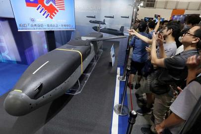 Çin, Tayvan’a silah satışına karşı 20 ABD'li şirketi kara listeye aldı