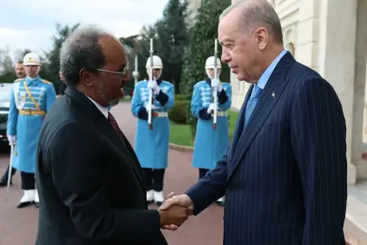 Cumhurbaşkanı Erdoğan mevkidaşı Mahmud'u ağırlıyor