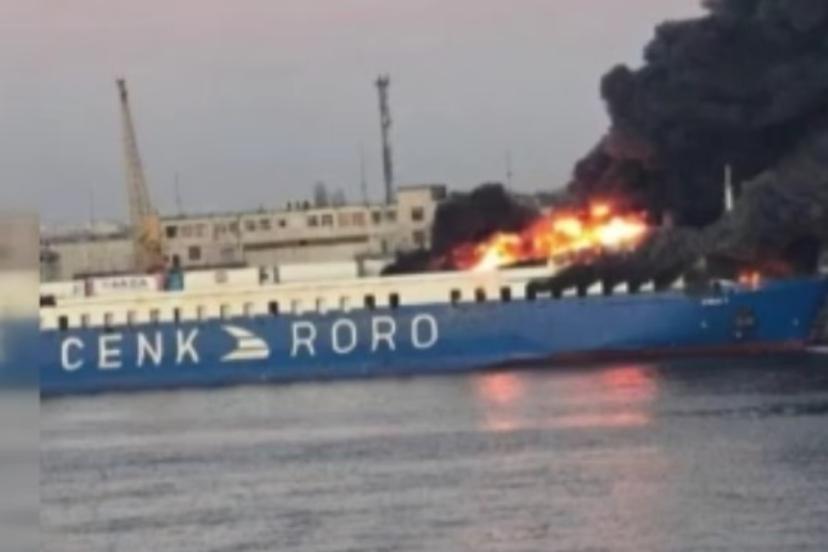 Dışişleri Bakanlığı: Vurulan Türk gemisindeki vatandaşlarımız güvende