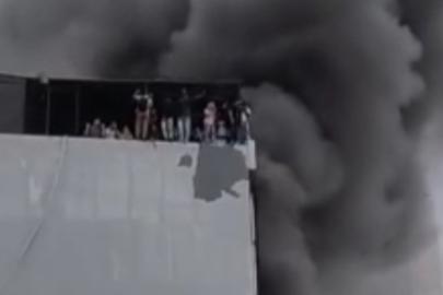 Endonezya'da drone satış merkezinde yangın: 22 ölü