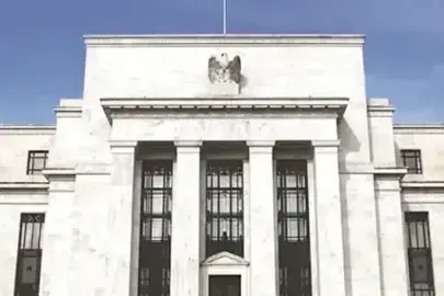 Fed’den 25 baz puan faiz indirimi