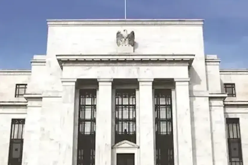 Fed’den 25 baz puan faiz indirimi