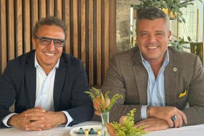 Fenerbahçe Başkanı Sadettin Saran ile Hamdi Ulukaya bir araya geldi