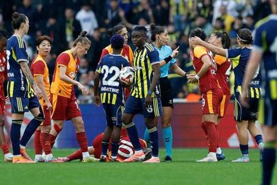 Fenerbahçe, Kadıköy'de Galatasaray'ı yenip liderliği aldı | Maç sonucu Fenerbahçe - Galatasaray: 1-0 (Kadın Futbol)