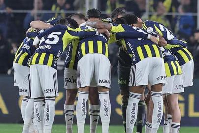 Fenerbahçe, Süper Lig'de yoluna yenilgisiz devam ediyor