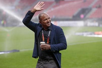 Fenerbahçe'nin eski yıldızı kulübe geri dönüyor! Sürpriz gelişme...