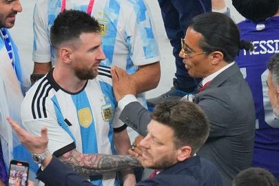 FIFA’ya Salt Bae davası: 2022 Dünya Kupası finalindeki protokol skandalı yargıya taşınıyor