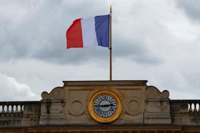 Fransa'da 'darbe' iddiası taşıyan sahte video ortalığı karıştırdı