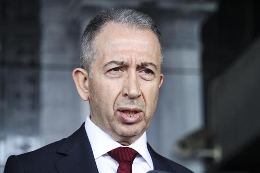Galatasaray İkinci Başkanı Metin Öztürk 'Yazıklar olsun, Tiyatro!'