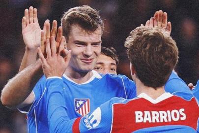 Galatasaray'ın rakibi geriden gelip 3 golle kazandı... PSV - Atletico Madrid maç sonucu 2-3