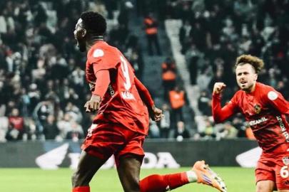 Gaziantep FK'da Camara ve Bayo farkı