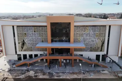 Gaziantep'de Kamil Ocak Spor Salonu 'Gazi Oyunları' ile kapılarını açıyor