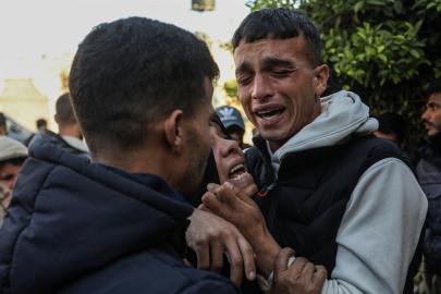 Gazze'de can kaybı 70 bin 360'a yükseldi