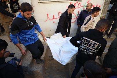 Gazze'de can kaybı 70 bin 925'e yükseldi