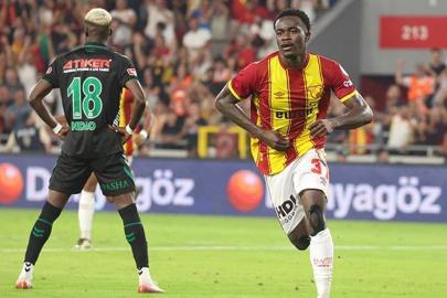 Göztepe'de gençler dikkat çekti