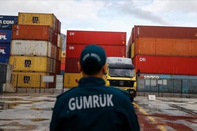Gümrük işlemlerinde ceza tutarı ile fazla çalışma ücretleri artırıldı
