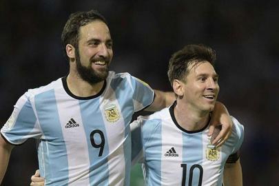 Higuaín: '2014 finalini kaybettiğimizde Messi beni kurtardı'