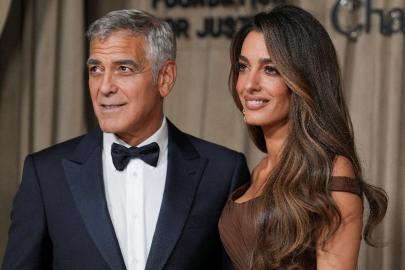 Hollywood yıldızı George Clooney ve ailesi Fransız vatandaşı oldu