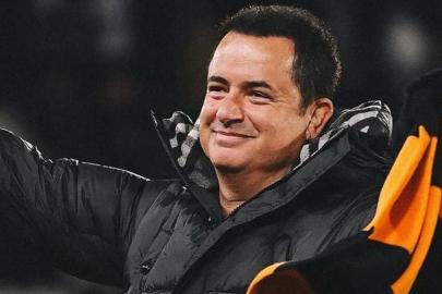 Hull City, Wrexham'ın 9 maçlık serisine son verdi