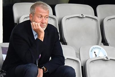 İngiltere, Abramovich'in Chelsea'deki parasının 2,8 milyar eurosunu Ukrayna fonuna aktaracak