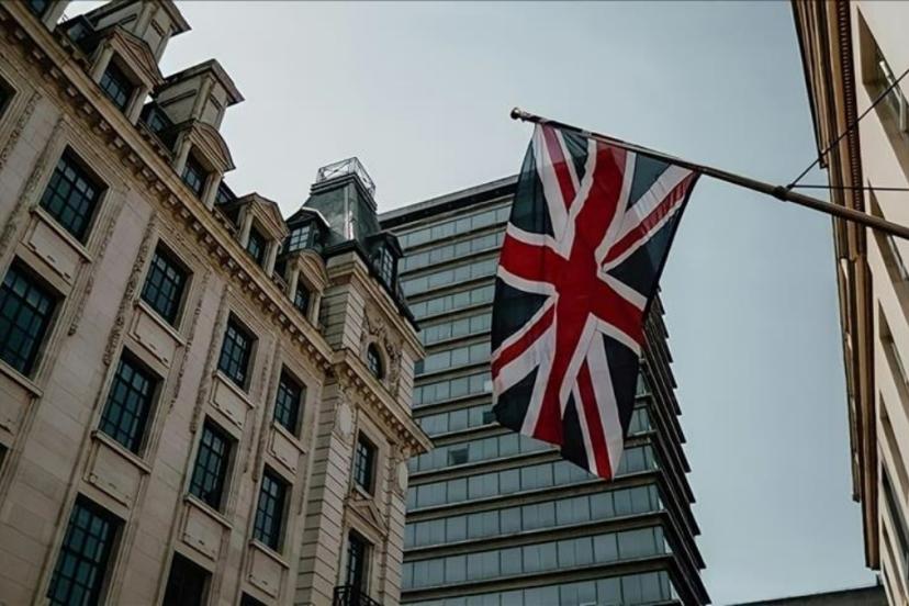 İngiltere'de Müslüman komşusunu öldüren eski asker suçlu bulundu