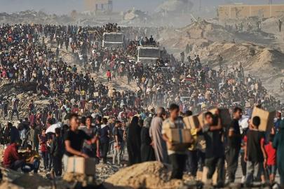 İsrail, Gazze’de 20’den fazla yardım kuruluşunun iznini iptal edecek