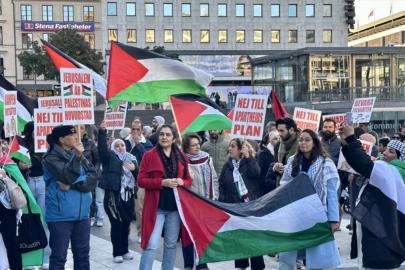 İsveç'te, İsrail'in ateşkesi ihlal eden saldırıları protesto edildi