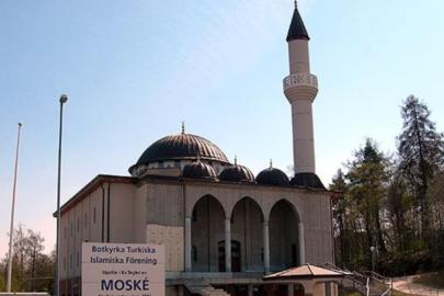 İsveç'te Stockholm Camisi'ne saldırıldı