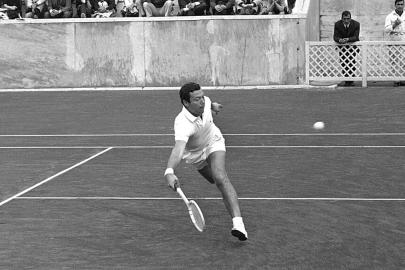 İtalyan tenis ikonu ve Davis Kupası efsanesi Nicola Pietrangeli hayatını kaybetti