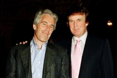 Jeffrey Epstein'in kardeşi: Abimi Trump öldürttü