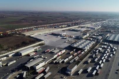 Kapıkule Gümrük Kapısı'nda ticari araç geçişinde tarihi rekor