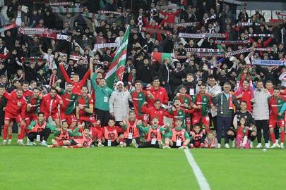 Karşıyaka Fenerbahçe ile yarışıyor!