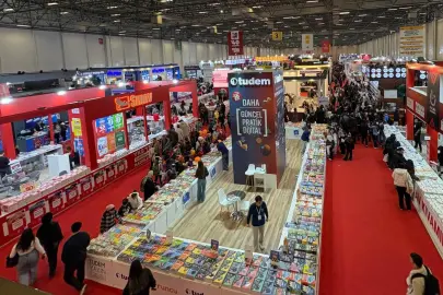 Keşanlı 8. sınıf öğrencileri Tüyap Kitap Fuarı'nda