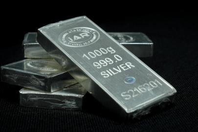 Kıymetli metaller yeni haftaya rekorlarla başladı