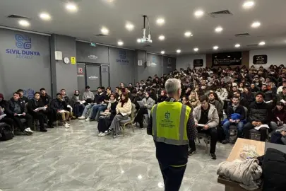 Kocaeli'de TEKNOFEST öğrencilerine ilk yardım eğitimi