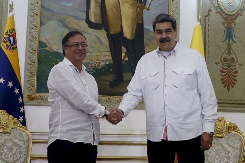 Kolombiya lideri Petro'dan Maduro'ya geçiş hükümeti çağrısı