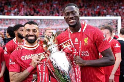 Konate: 'Salah'ı çok seviyoruz, bence ayrılmayacak'