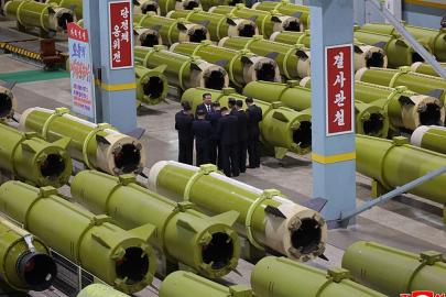 Kuzey Kore lideri, füze üretimini artırma talimatı verdi