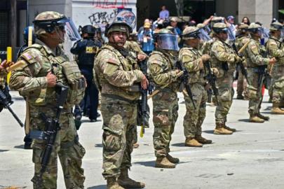 Los Angeles'ta yargıçtan Trump yönetimine Ulusal Muhafız freni