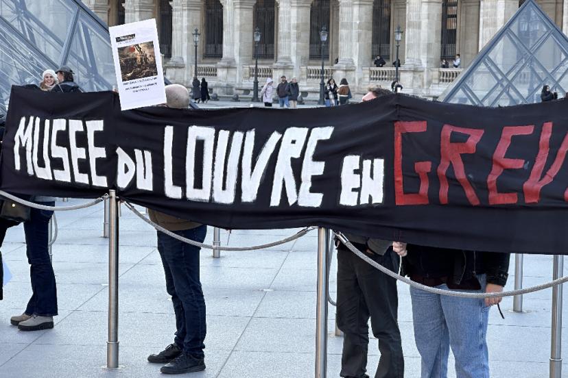 Louvre Müzesi'nin başına gelmeyen kalmadı: Bu sefer de grev nedeniyle kapandı