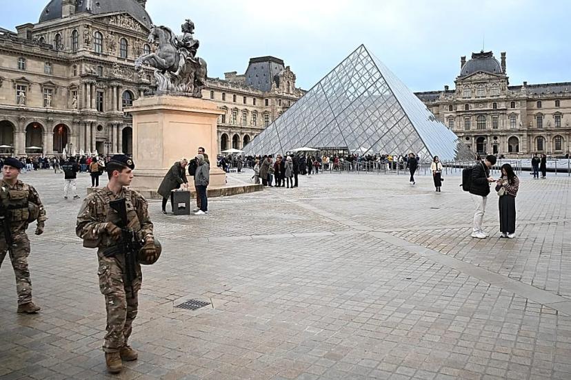 Louvre’da soygun sonrası güvenlik krizi: Çalışanlar greve gidiyor