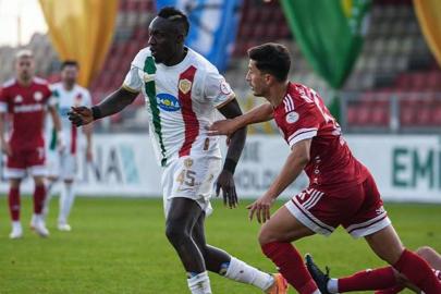 Mbaye Diagne'den 15 maçta 15 gol (ÖZET) Ümraniyespor - Amedspor maç sonucu 3-4