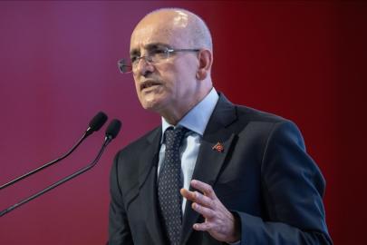 Mehmet Şimşek: Yıllık enflasyon 2026 başında yüzde 20 civarına düşecek