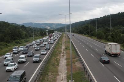 Motorlu taşıtlar 2024te 383 milyar kilometre yol yaptı