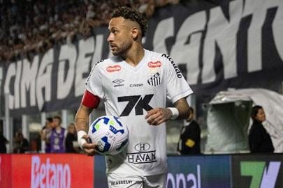 Neymar'ın Dünya Kupası umutları tehlikede: Diz ameliyatı olacak